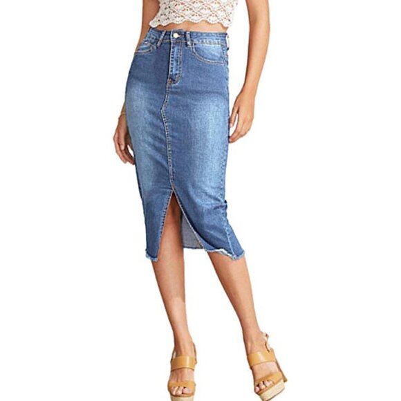 Dresses & Skirts - Jeans Pencil skirt in size M
